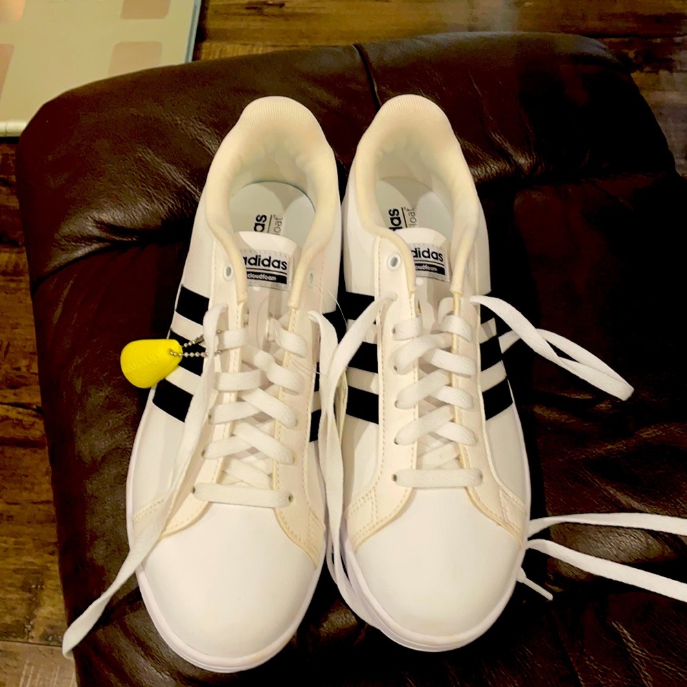 Adidas . New never been worn